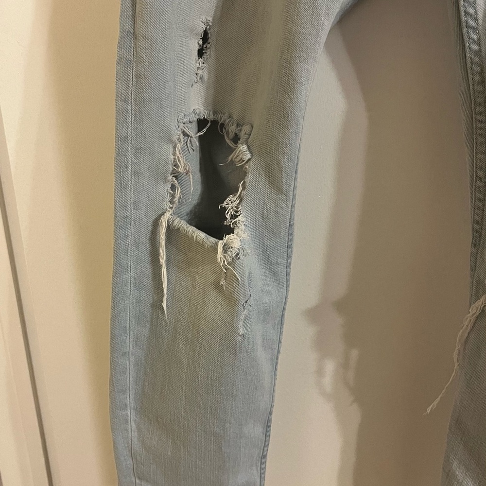Zara distressed jeans. - Picture 6 of 13